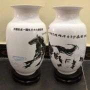 國禮藝術大師言奇、張巖石等藝術陶瓷花瓶定做